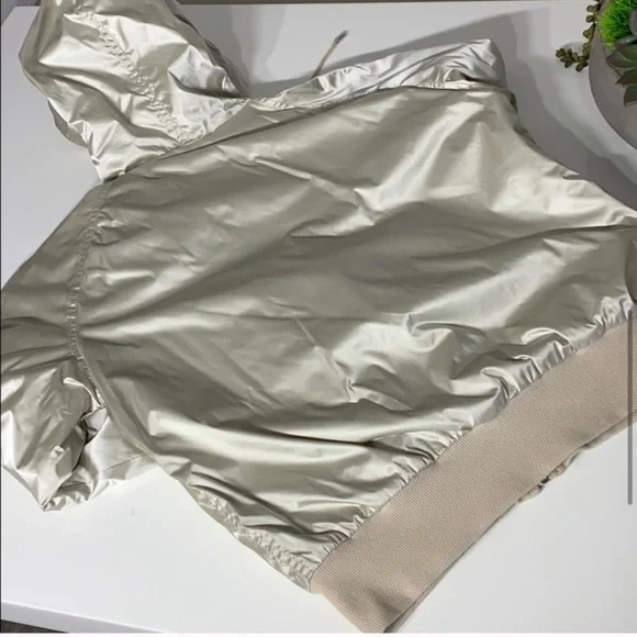 Vintage 90s Dolce & Gabbana gold hooded bomber wind jacket zip up women’s 10 - Picture 7 of 9